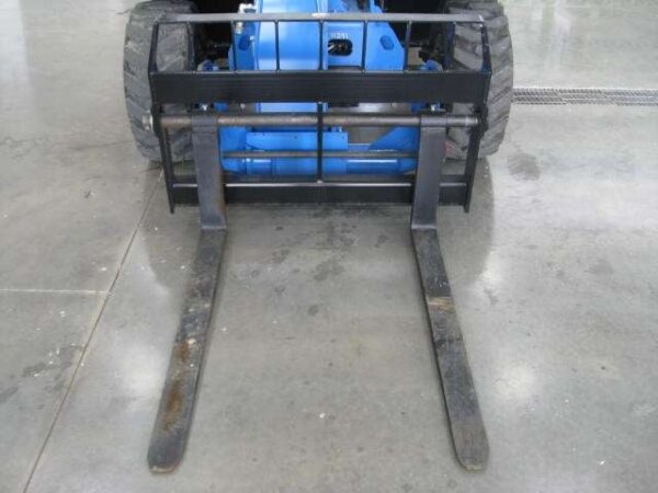 NEW 2025 GENIE GTH-5519 Telehandler Forklift