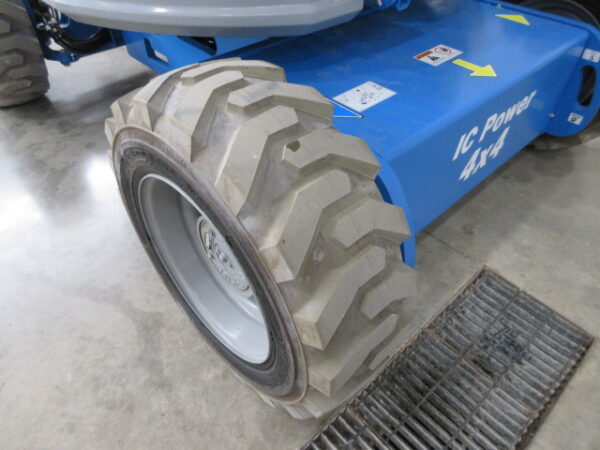 NEW​ 2025 GENIE Z-34/22 RT Articulating Boom Lift