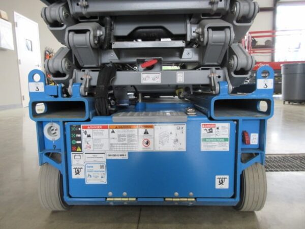 NEW 2025 GENIE GS-1932m E-Drive Micro Scissor Lift