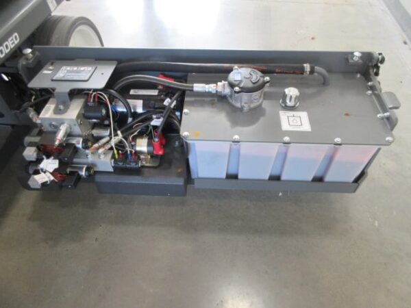 NEW 2026 SKYJACK SJ3220 Scissor Lift – 6′ Powered Deck-Extension