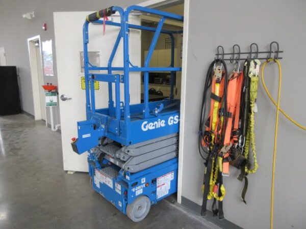 NEW 2025 GENIE GS-1932m E-Drive Micro Scissor Lift