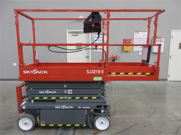 NEW 2025 SKYJACK SJ3219 E Scissor Lift