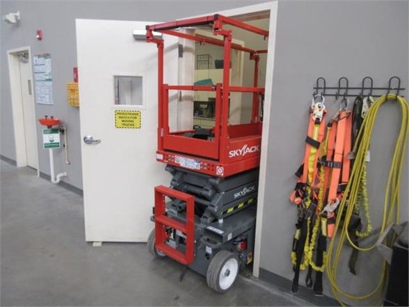 NEW 2025 SKYJACK SJ3219 E Scissor Lift