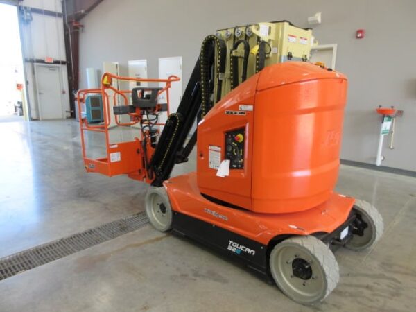 NEW 2025 JLG TOUCAN 32E Mast Boom Lift