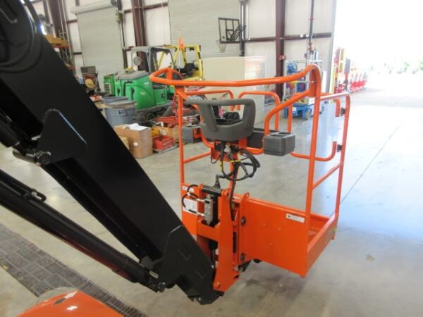 NEW 2025 JLG TOUCAN 32E Mast Boom Lift