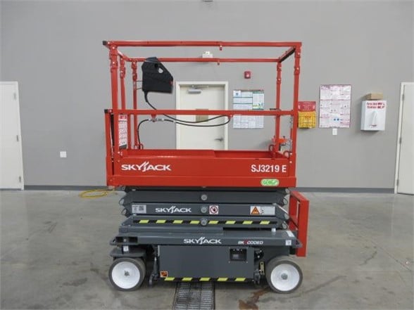 NEW 2025 SKYJACK SJ3219 E Scissor Lift